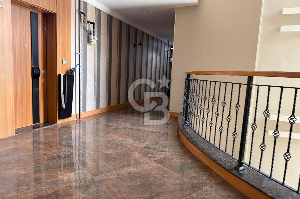 SUBAYEVLERİNDE VADİ VE ORMAN MANZARALI 4+1 SATILIK LÜKS DAİRE