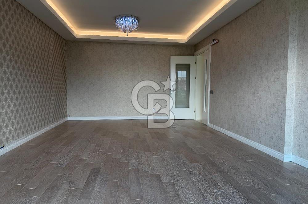 SUBAYEVLERİNDE VADİ VE ORMAN MANZARALI 4+1 SATILIK LÜKS DAİRE