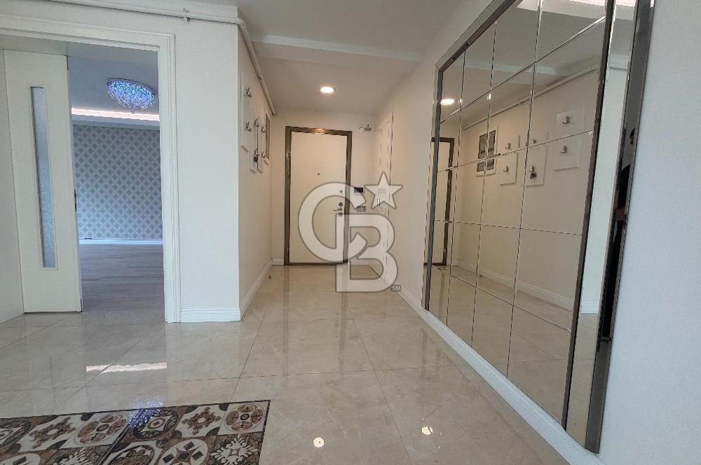 SUBAYEVLERİNDE VADİ VE ORMAN MANZARALI 4+1 SATILIK LÜKS DAİRE