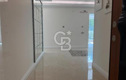 SUBAYEVLERİNDE VADİ VE ORMAN MANZARALI 4+1 SATILIK LÜKS DAİRE