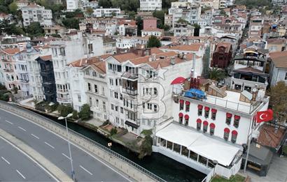 ARNAVUTKÖY, PANORAMİK DENİZ MANAZARLI , DUBLEKS YALI DAİRESİ