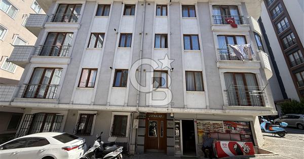 Ümraniye İnkılap Mahallesi nde Satılık 4+2 Daire - 355037
