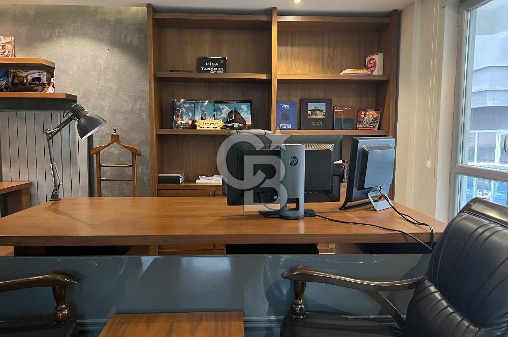 MEBUSEVLERİ ERGİN SOKAKTA OTOPARKLI EŞYALI KİRALIK 3+1 OFİS