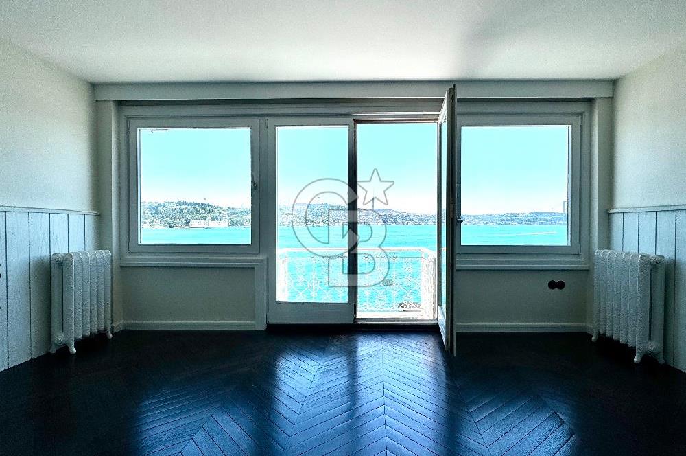 ARNAVUTKÖY, PANORAMİK DENİZ MANAZARLI , DUBLEKS YALI DAİRESİ