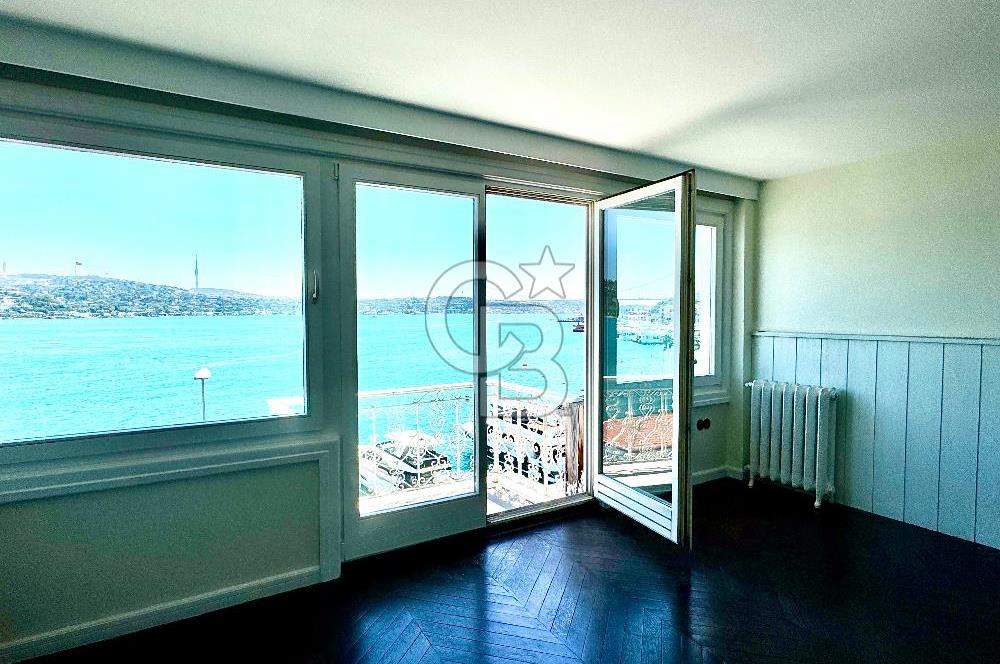ARNAVUTKÖY, PANORAMİK DENİZ MANAZARLI , DUBLEKS YALI DAİRESİ