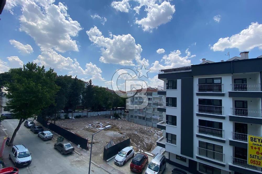 AYRANCI'DA KIZILIY'A YAKIN MESAFEDE KİRALIK 2+1 DAİRE