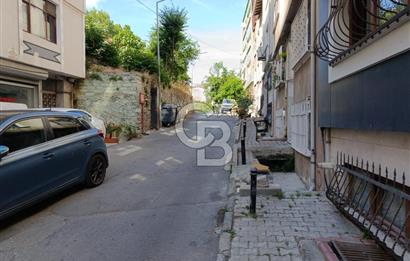Şişli Bozkurtta Metroya Yakın Geniş Ferah Bakımlı Satılık Daire