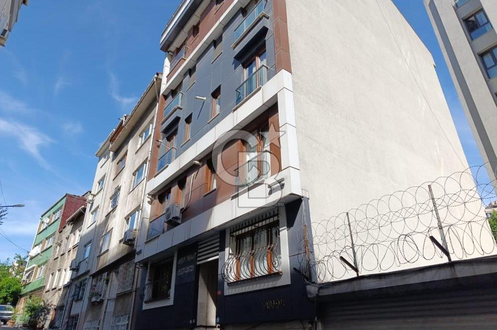 Şişli Bozkurtta Metroya Yakın Geniş Ferah Bakımlı Satılık Daire