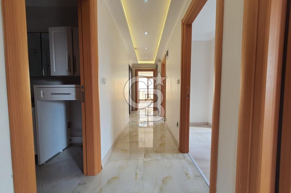 Maltepe Bağlarbaşı'nda Satılık Geniş 3+1 Daire