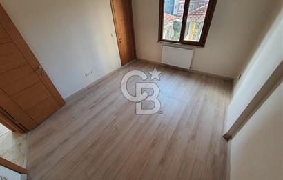 Maltepe Bağlarbaşı'nda Satılık Geniş 3+1 Daire