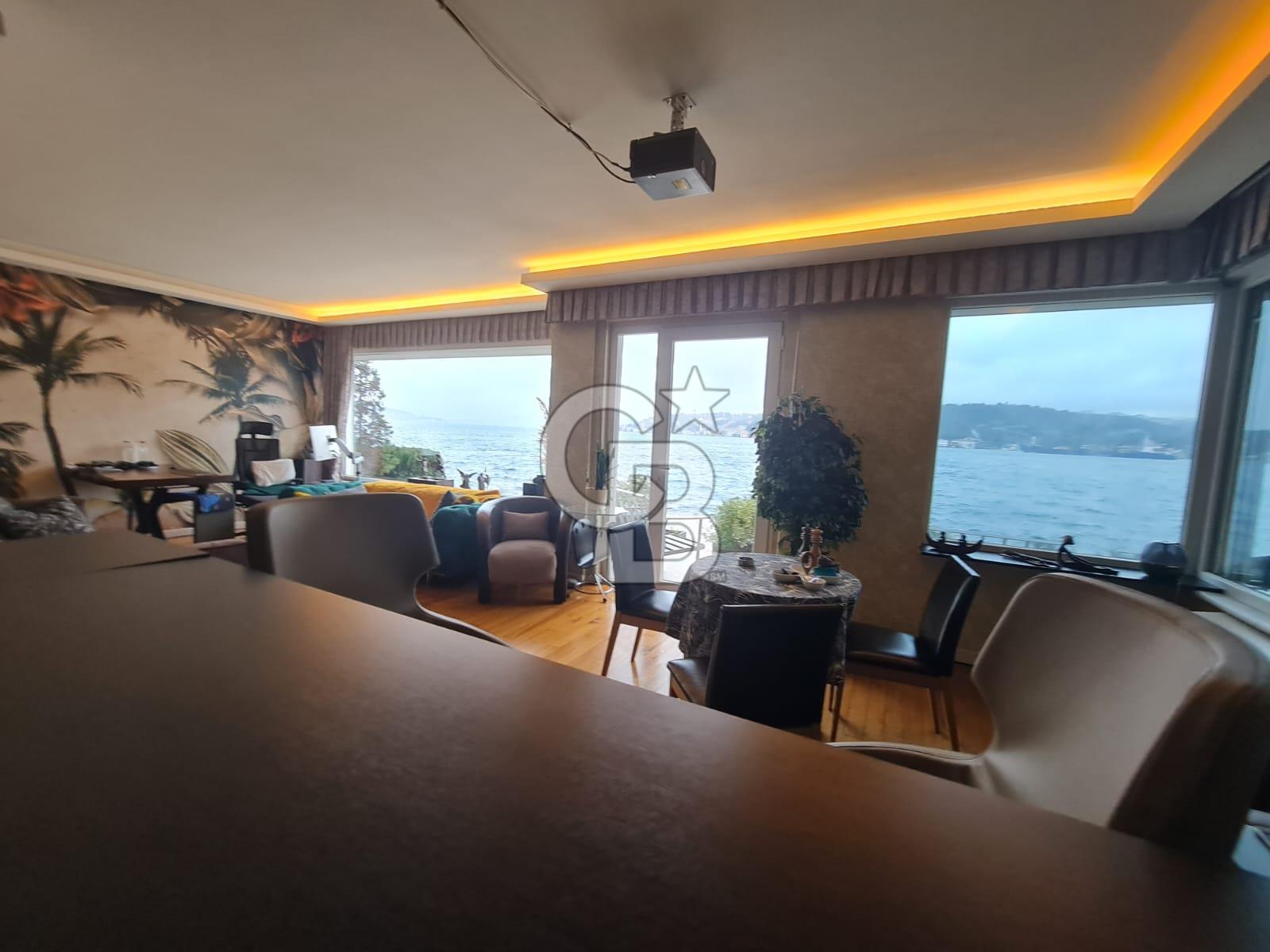 Baltalimanı nda satılık yalı dairesi