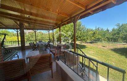 TEMELLİ BAYINDIR SİTESİNDE SATILIK BAHÇELİ VILLA