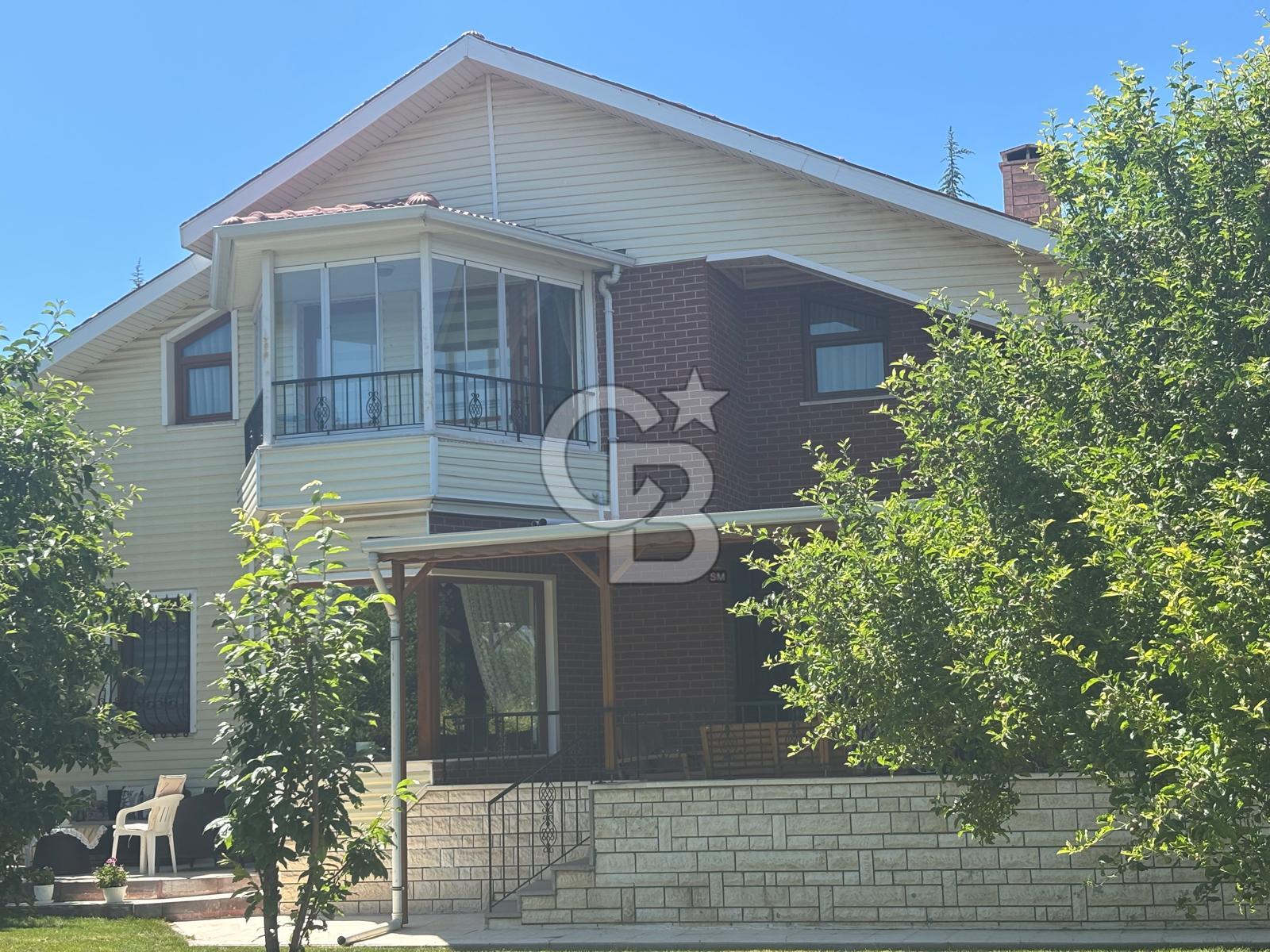 TEMELLİ BAYINDIR SİTESİNDE SATILIK BAHÇELİ VILLA