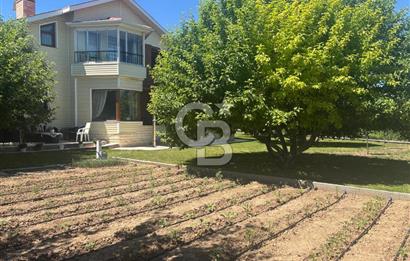 TEMELLİ BAYINDIR SİTESİNDE SATILIK BAHÇELİ VILLA