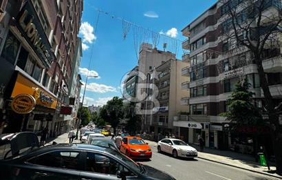 TUNALI HİLMİ'DE OFİS KULLANIMINA UYGUN 210 M2 5+1 SATILIK DAİRE