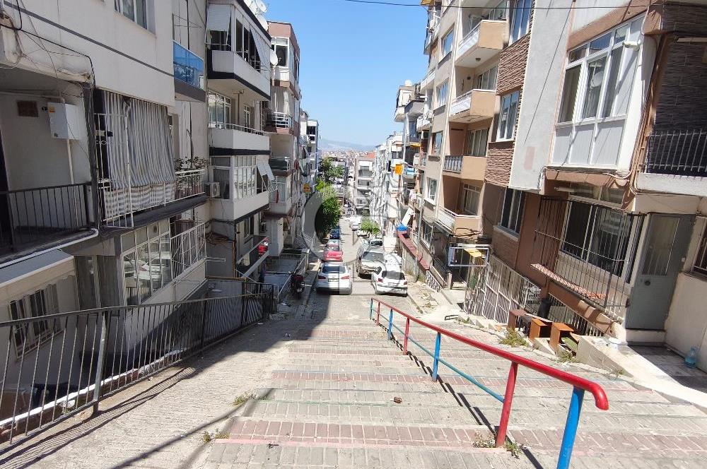 KARABAĞLAR DOĞANAY'DA MERKEZİ KONUMDA SATILIK 2+1 DAİRE