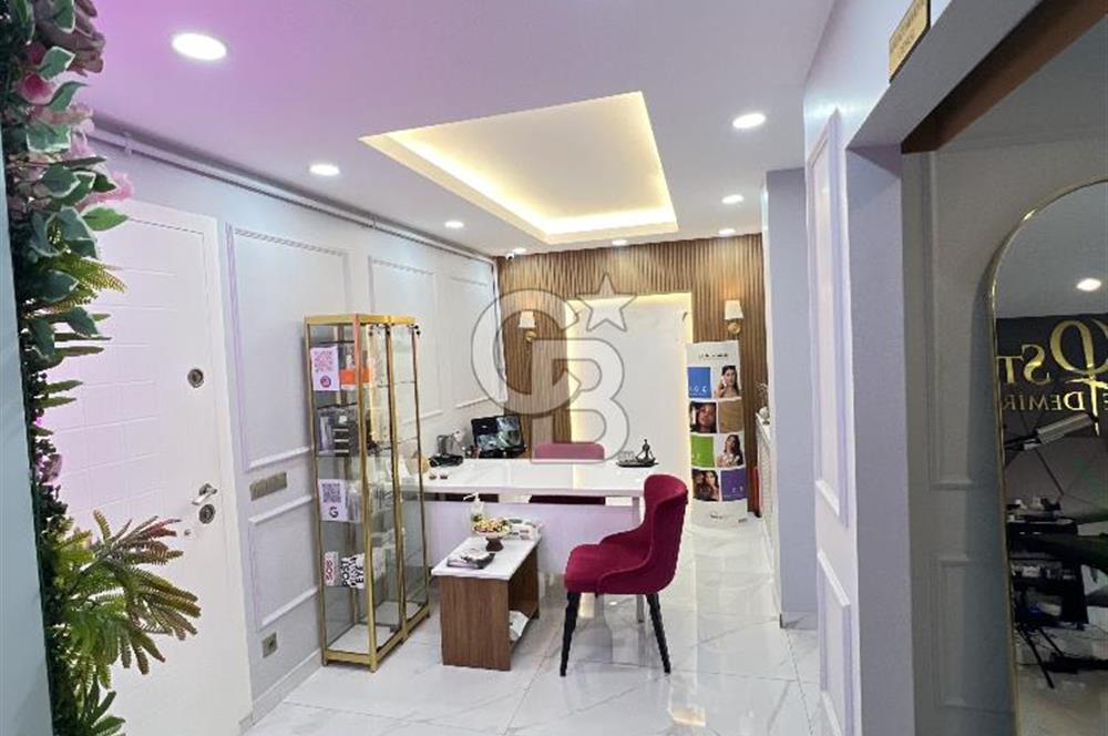 TUNALI HİLMİ'DE OFİS KULLANIMINA UYGUN 210 M2 5+1 SATILIK DAİRE