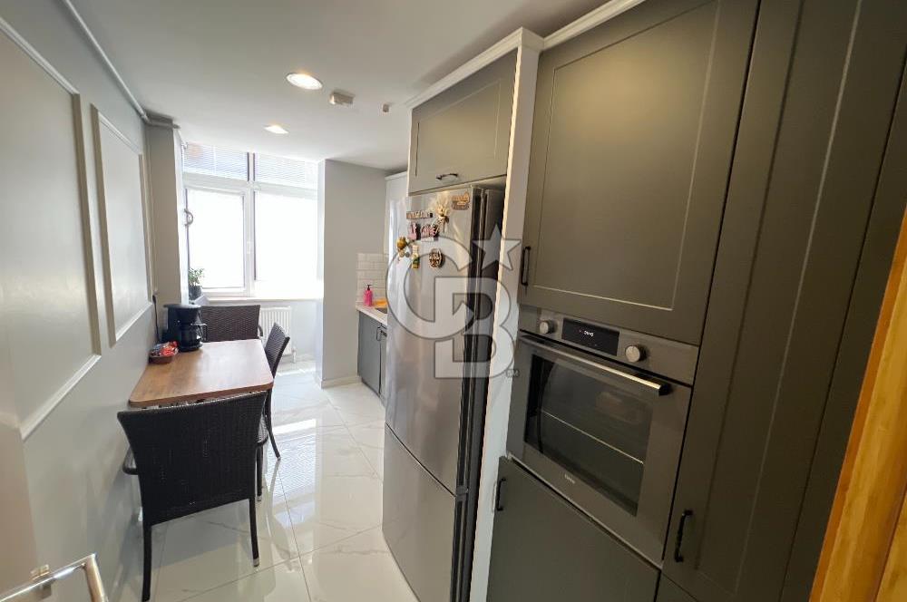 TUNALI HİLMİ'DE OFİS KULLANIMINA UYGUN 210 M2 5+1 SATILIK DAİRE