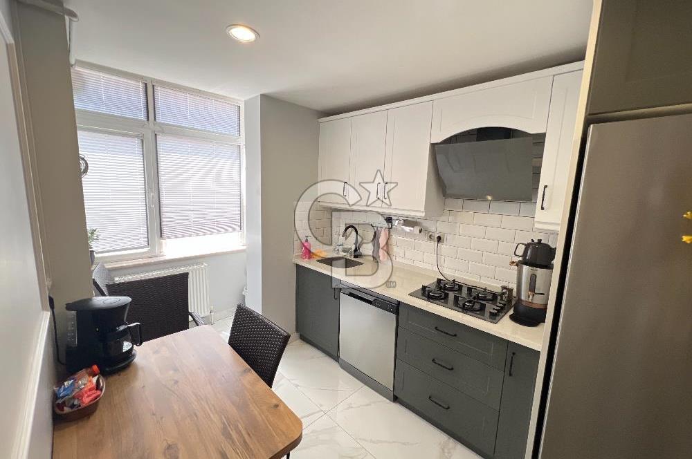 TUNALI HİLMİ'DE OFİS KULLANIMINA UYGUN 210 M2 5+1 SATILIK DAİRE