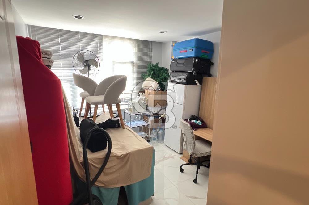TUNALI HİLMİ'DE OFİS KULLANIMINA UYGUN 210 M2 5+1 SATILIK DAİRE