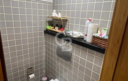 TUNALI HİLMİ'DE OFİS KULLANIMINA UYGUN 210 M2 5+1 SATILIK DAİRE