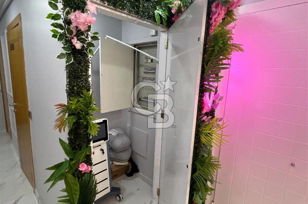 TUNALI HİLMİ'DE OFİS KULLANIMINA UYGUN 210 M2 5+1 SATILIK DAİRE