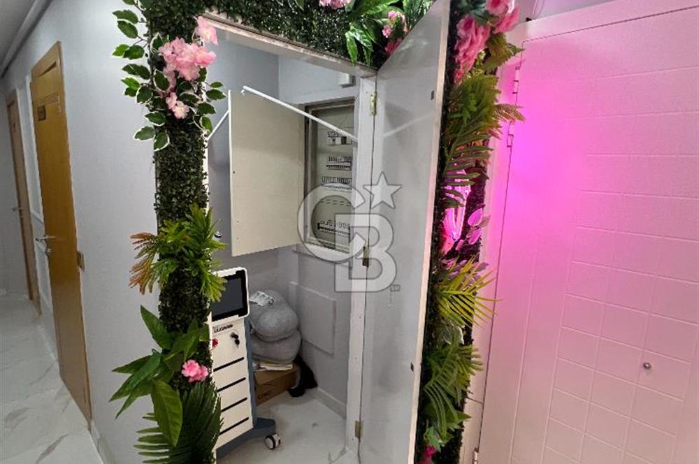 TUNALI HİLMİ'DE OFİS KULLANIMINA UYGUN 210 M2 5+1 SATILIK DAİRE