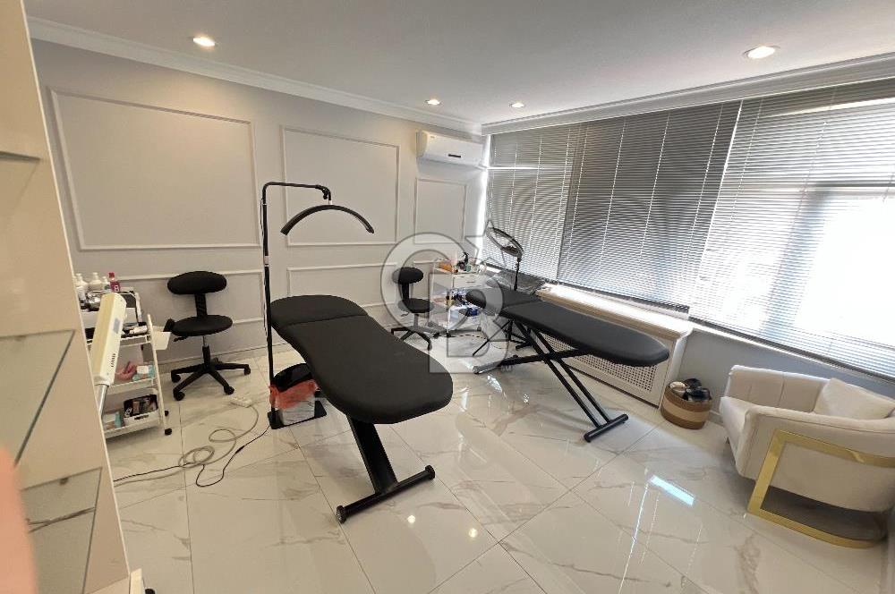 TUNALI HİLMİ'DE OFİS KULLANIMINA UYGUN 210 M2 5+1 SATILIK DAİRE