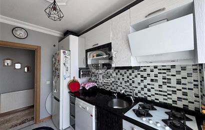 SATILIK AVLU AYM YANI 2+1 ARAKAT DAİRE.
