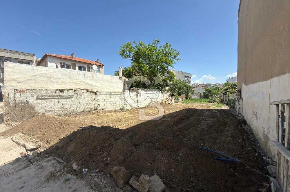 İzmir Seferihisar'da konut imarlı arsa 345 m²