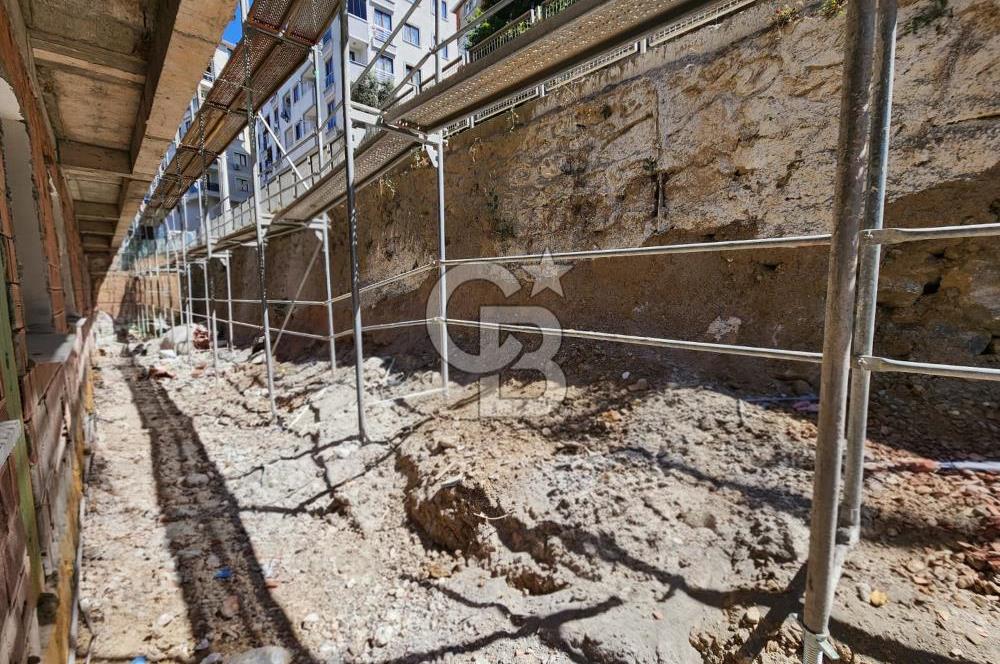 KÖŞKLÜÇEŞME MH YIL SONUNA TESLİM 2+1/83M2 BAHÇELİ SATILIK ARAKAT