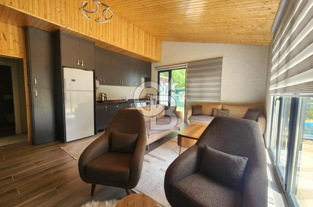 Gebze Cumaköy'de 302M2, Orman İçerisinde Havuzlu Müstakil Ev.