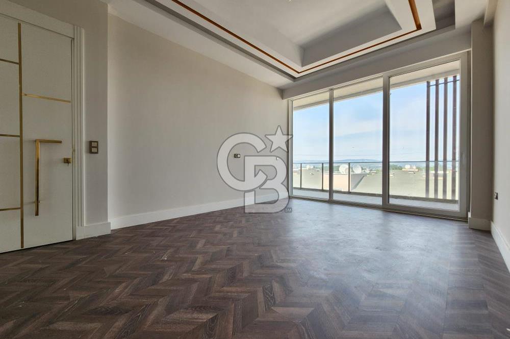 KARTEPE ZERAY ESİLDE 3+/1 150M2 SATILIK ÇATI DUBLEKSİ