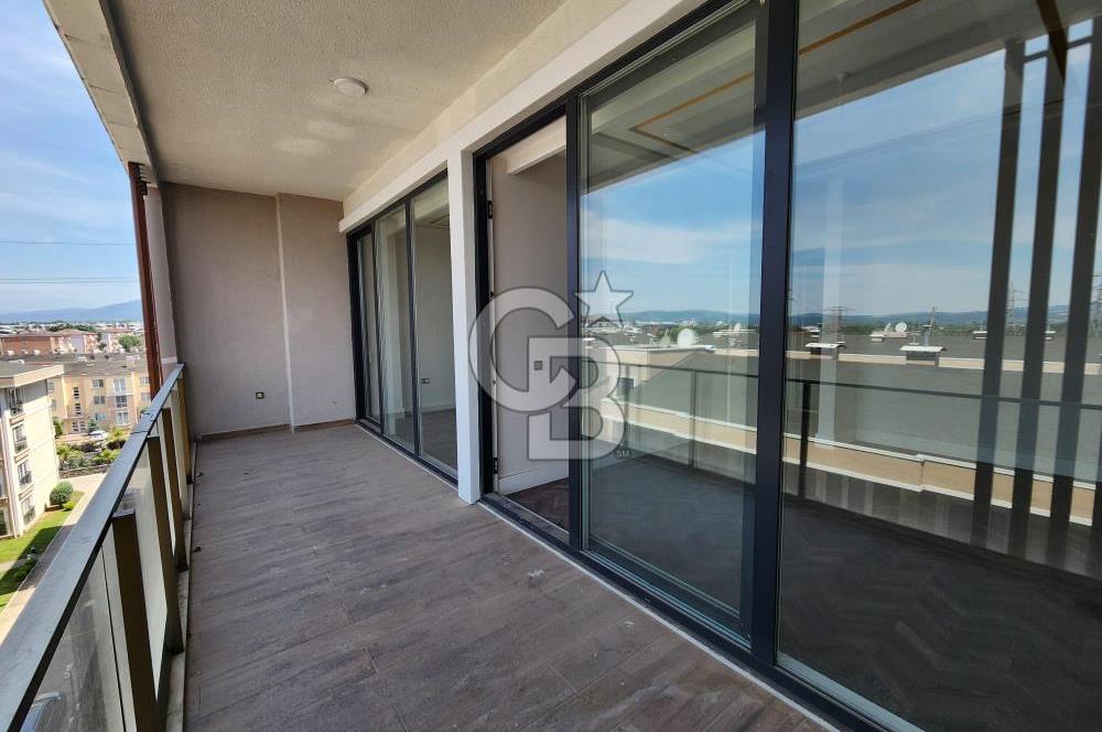 KARTEPE ZERAY ESİLDE 3+/1 150M2 SATILIK ÇATI DUBLEKSİ