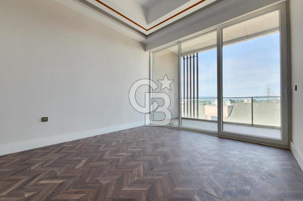 KARTEPE ZERAY ESİLDE 3+/1 150M2 SATILIK ÇATI DUBLEKSİ