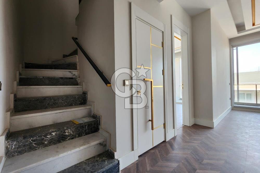 KARTEPE ZERAY ESİLDE 3+/1 150M2 SATILIK ÇATI DUBLEKSİ