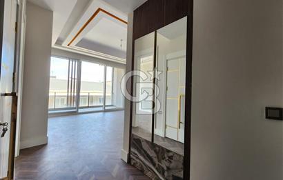 KARTEPE ZERAY ESİLDE 3+/1 150M2 SATILIK ÇATI DUBLEKSİ