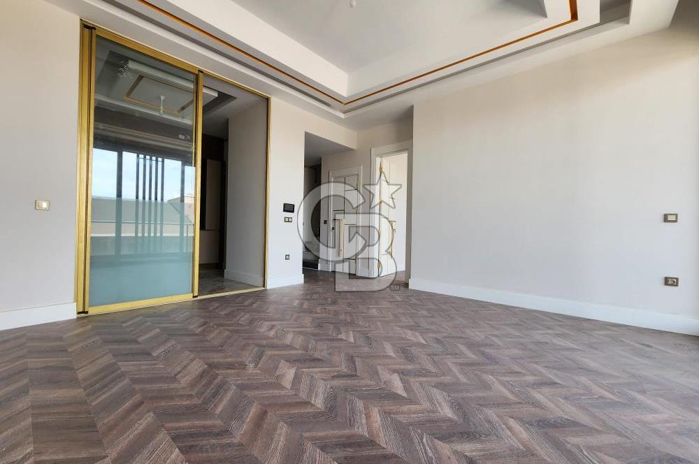 KARTEPE ZERAY ESİLDE 3+/1 150M2 SATILIK ÇATI DUBLEKSİ