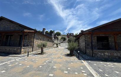 DOĞALLIĞIN ZARAFETLE BULUŞTUĞU NOKTA: ÇAMCIDA TAŞ VİLLA