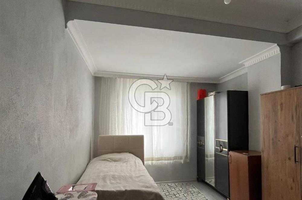 NENEHATUNDA BAHÇELİ VE OTOPARKLI SATILIK BİNA