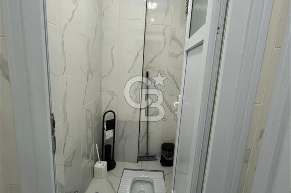 NENEHATUNDA BAHÇELİ VE OTOPARKLI SATILIK BİNA