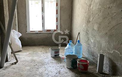 NENEHATUNDA BAHÇELİ VE OTOPARKLI SATILIK BİNA