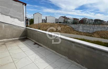 NENEHATUNDA BAHÇELİ VE OTOPARKLI SATILIK BİNA