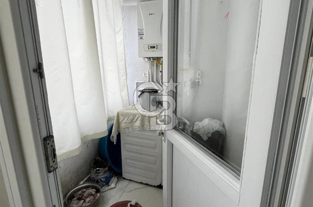 NENEHATUNDA BAHÇELİ VE OTOPARKLI SATILIK BİNA
