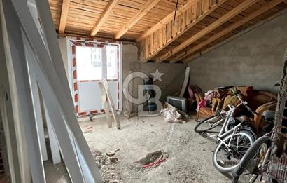NENEHATUNDA BAHÇELİ VE OTOPARKLI SATILIK BİNA