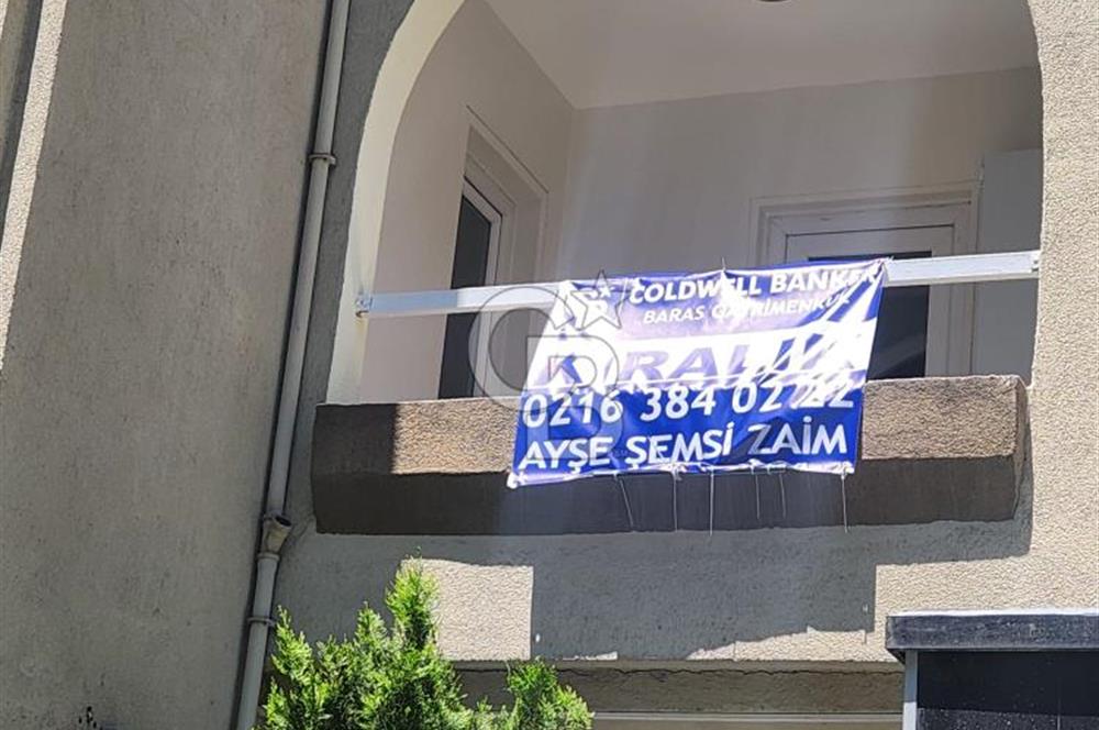 KOZYATAĞI EKE SİTESİ'NDE MERKEZİ KONUMDA  3,5+1  KİRALIK DAİRE
