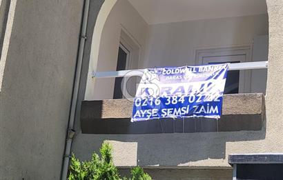 KOZYATAĞI EKE SİTESİ'NDE MERKEZİ KONUMDA  3,5+1  KİRALIK DAİRE