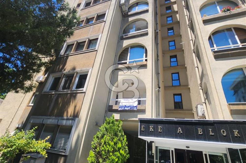 KOZYATAĞI EKE SİTESİ'NDE MERKEZİ KONUMDA  3,5+1  KİRALIK DAİRE
