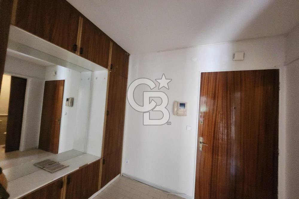 KOZYATAĞI EKE SİTESİ'NDE MERKEZİ KONUMDA  3,5+1  KİRALIK DAİRE