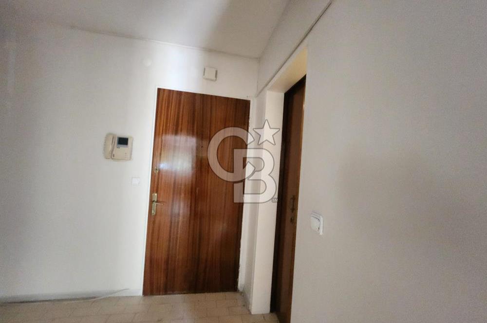 KOZYATAĞI EKE SİTESİ'NDE MERKEZİ KONUMDA  3,5+1  KİRALIK DAİRE